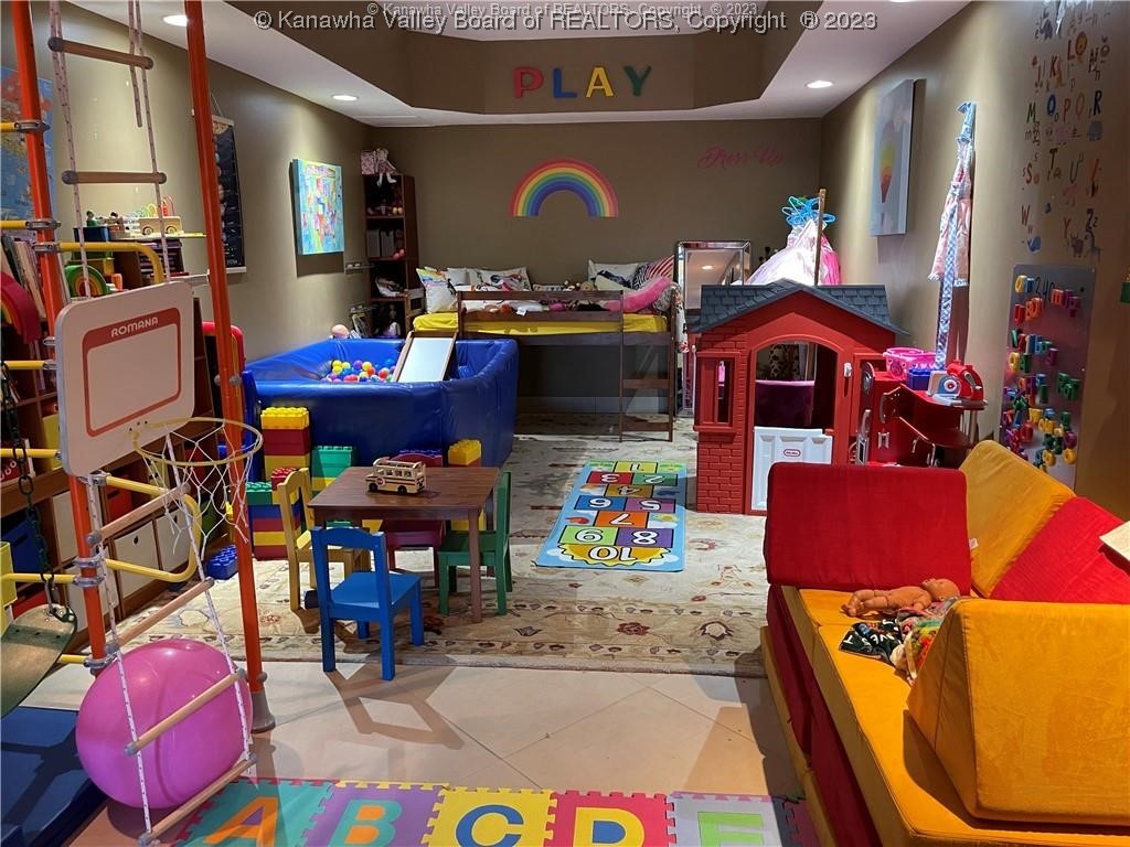 8202 Huntington Road Gallipolis Ferry, WV 25515 - Photo 46 of 47 Play room