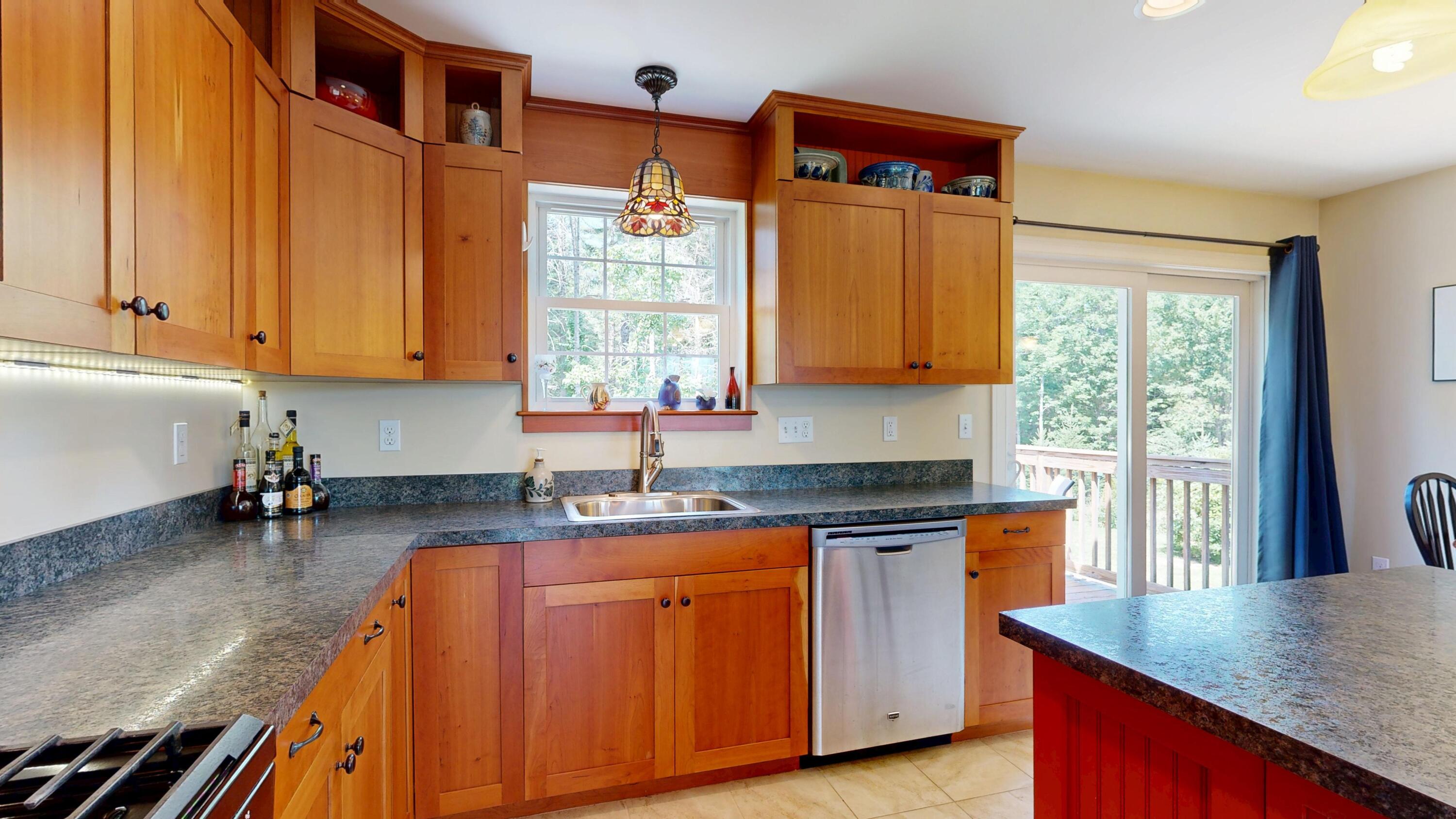 387 Mosher Road Gorham, ME 04038 - Photo 9 of 47 Kitchen