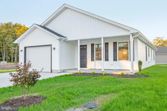 $319,000 | 65 Meadow Wood Lane, Harrington, DE 19952
