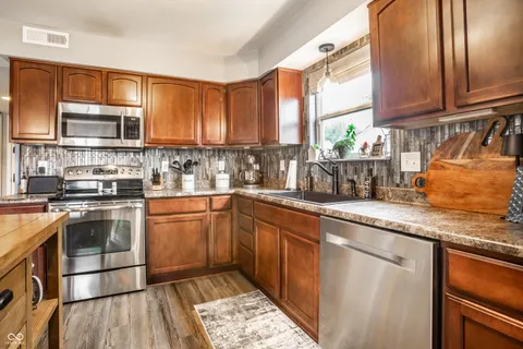 $287,500 | 4651 Angelica Drive, Indianapolis, IN 46237