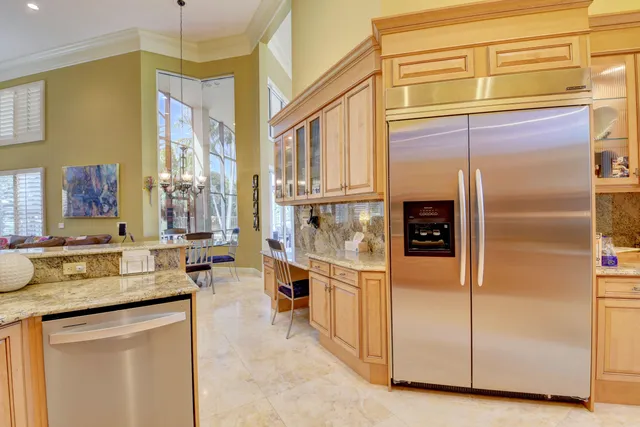 $1,995,000 | 4800 Bocaire Boulevard, Boca Raton, FL 33487