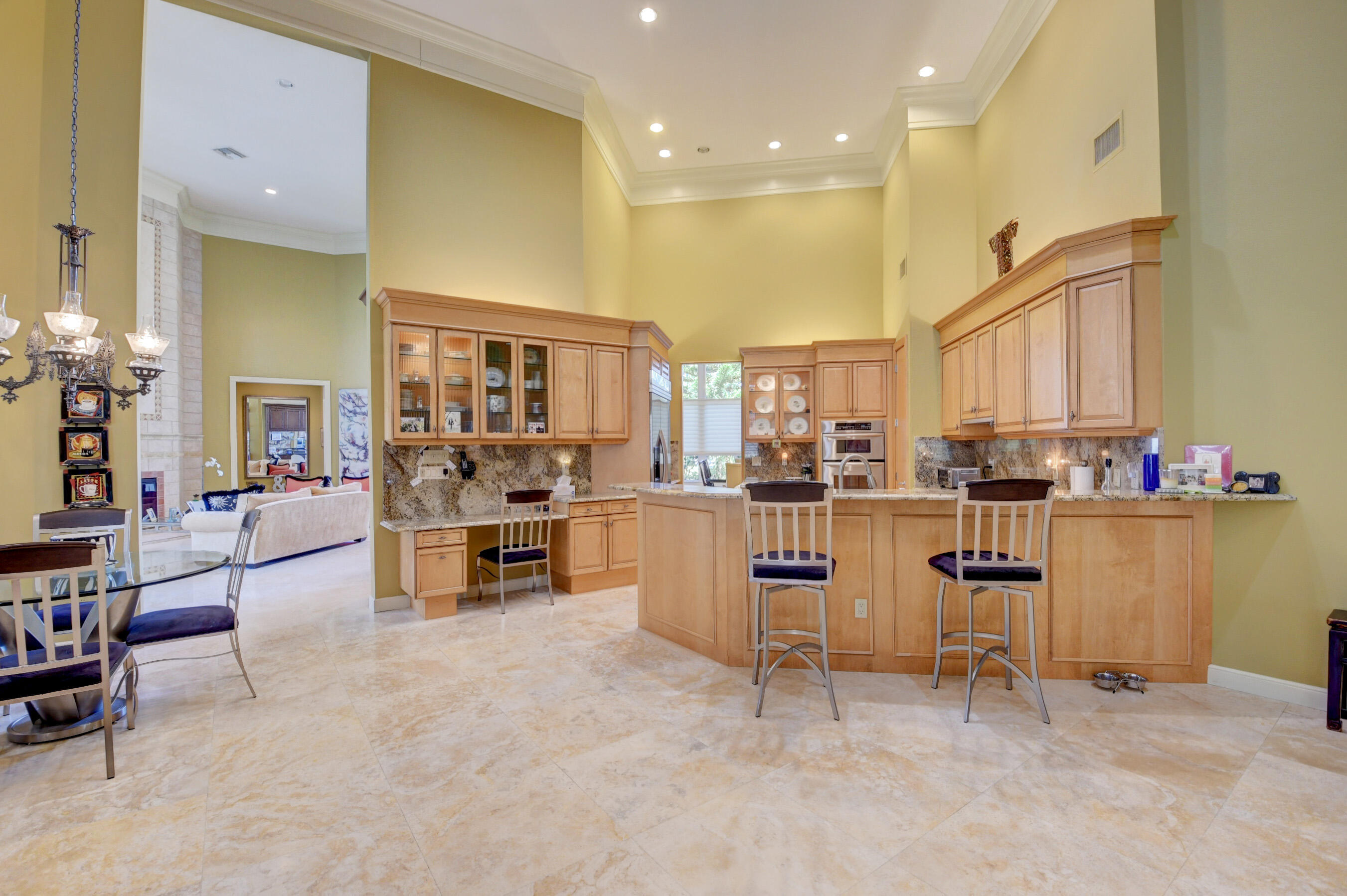 4800 Bocaire Boulevard Boca Raton, FL 33487 - Photo 23 of 76 counter eating