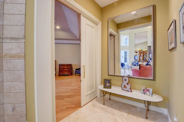 $1,995,000 | 4800 Bocaire Boulevard, Boca Raton, FL 33487