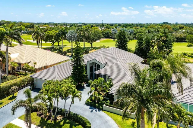 $1,995,000 | 4800 Bocaire Boulevard, Boca Raton, FL 33487