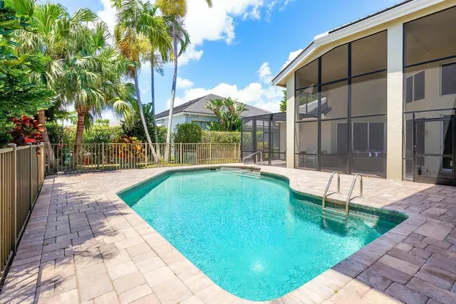 $1,995,000 | 4800 Bocaire Boulevard, Boca Raton, FL 33487