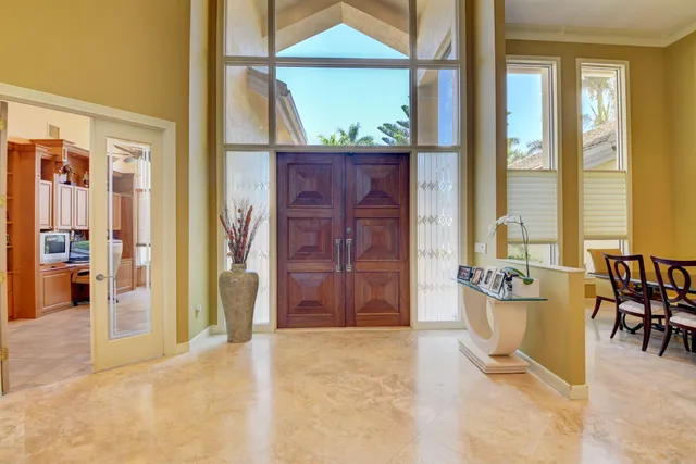 $1,995,000 | 4800 Bocaire Boulevard, Boca Raton, FL 33487