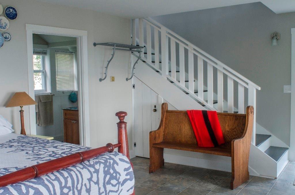 520-522 Birch Point Road West Bath, ME 04530 - Photo 6 of 35 Guest cottage