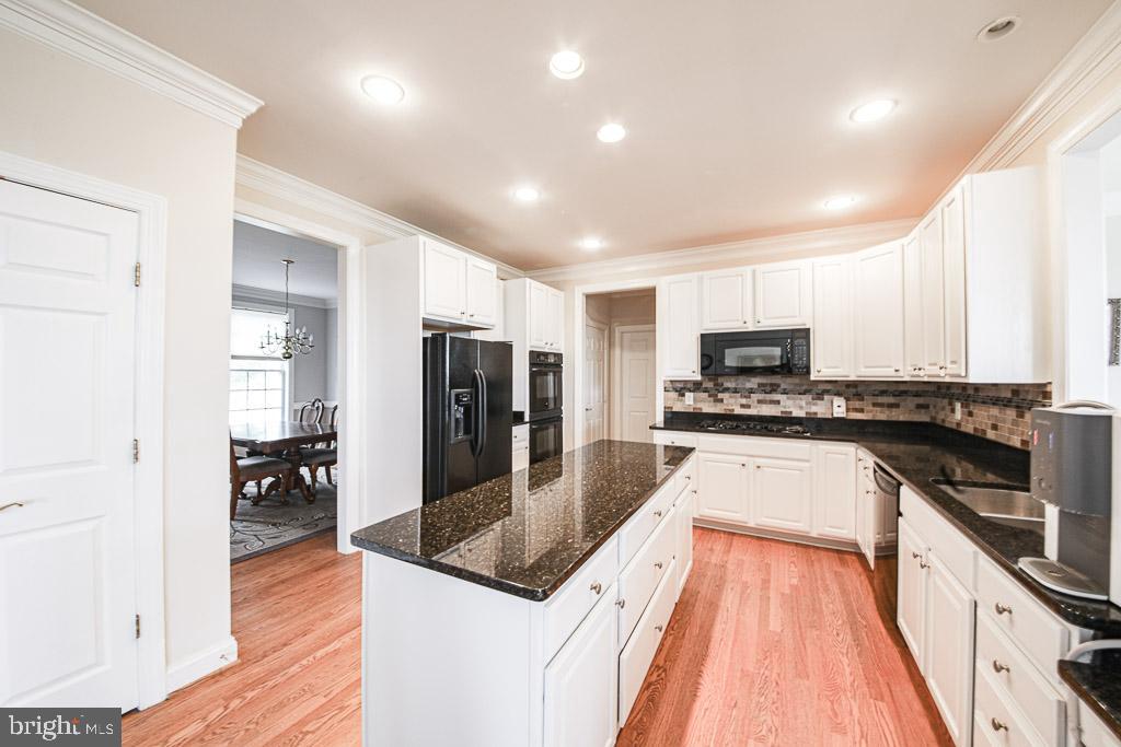 17255 Hardy Road Mount Airy, MD 21771 - Photo 13 of 44 Gallery Image 13