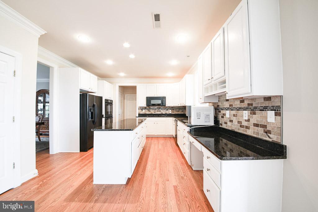 17255 Hardy Road Mount Airy, MD 21771 - Photo 14 of 44 Gallery Image 14