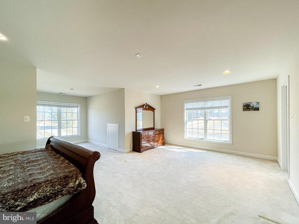 17255 Hardy Road Mount Airy, MD 21771 - Photo 18 of 44 Gallery Image 18