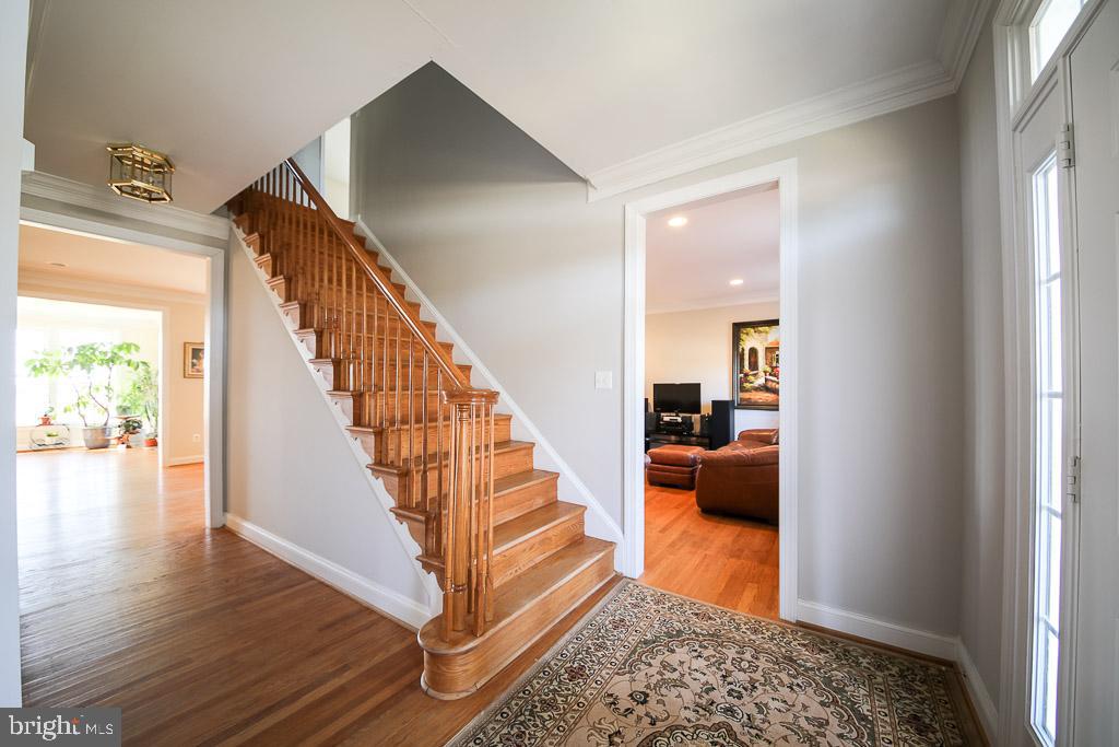 17255 Hardy Road Mount Airy, MD 21771 - Photo 4 of 44 Gallery Image 4
