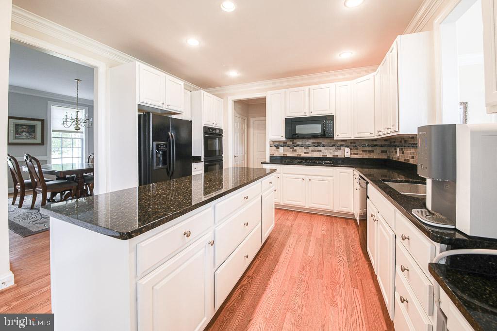 17255 Hardy Road Mount Airy, MD 21771 - Photo 10 of 44 Gallery Image 10