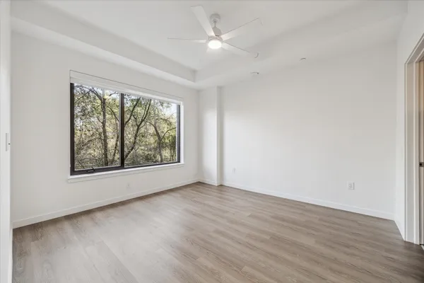 $7,505 | 1 Riva Row, Unit 106, The Woodlands, TX 77380