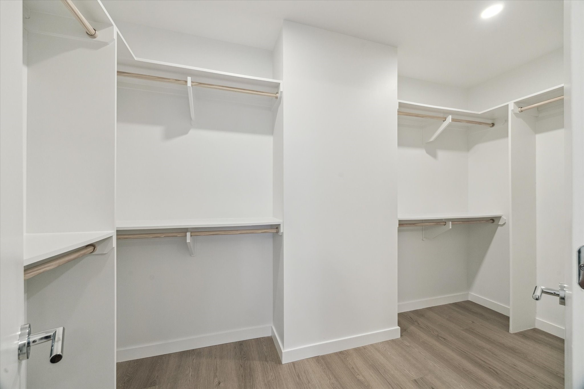 1 Riva Row, Unit 106 The Woodlands, TX 77380 - Photo 15 of 48