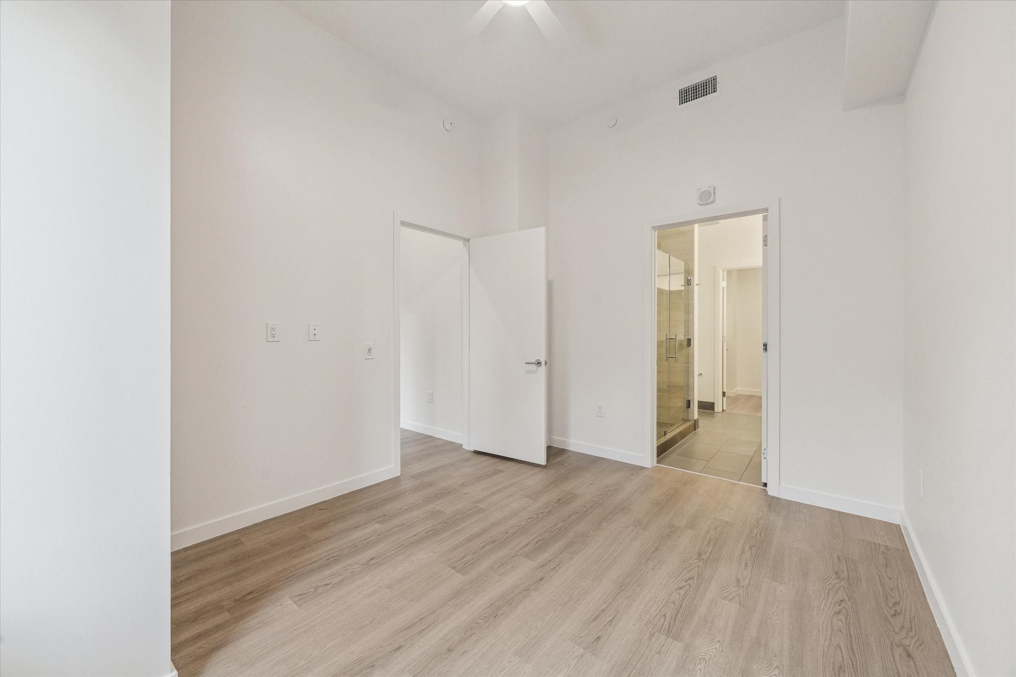 1 Riva Row, Unit 106 The Woodlands, TX 77380 - Photo 16 of 48