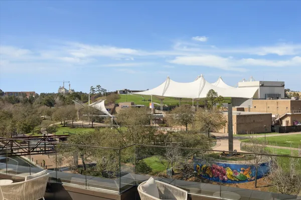 $7,505 | 1 Riva Row, Unit 106, The Woodlands, TX 77380