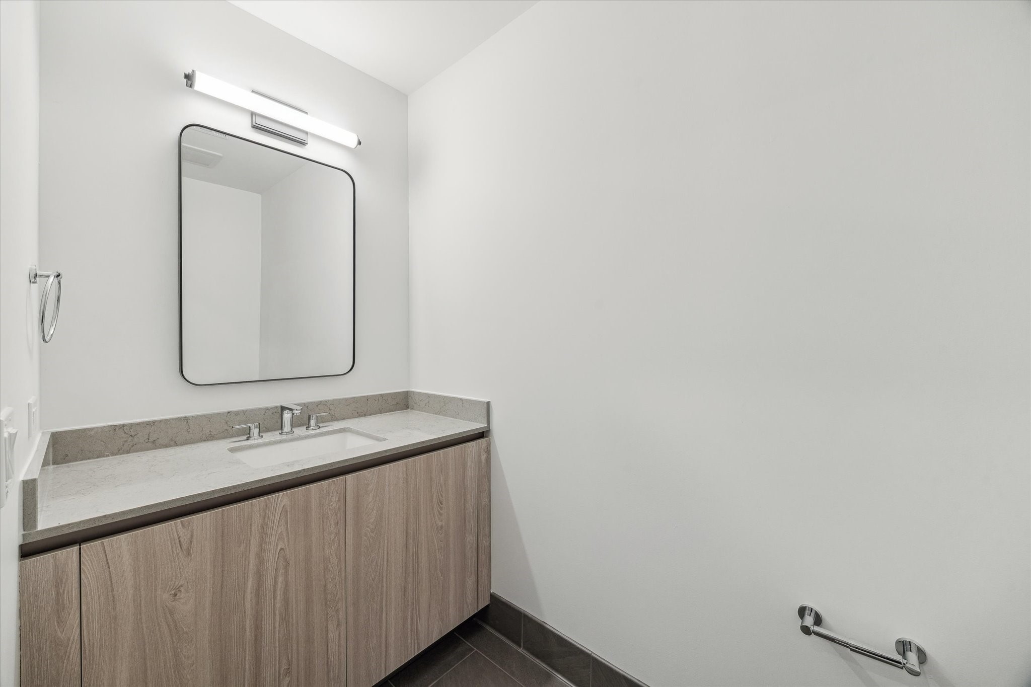 1 Riva Row, Unit 106 The Woodlands, TX 77380 - Photo 7 of 48