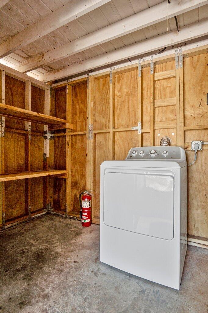 591 Oleander Road Lake Worth, FL 33462 - Photo 32 of 43 Laundry L.jpg-SMALL