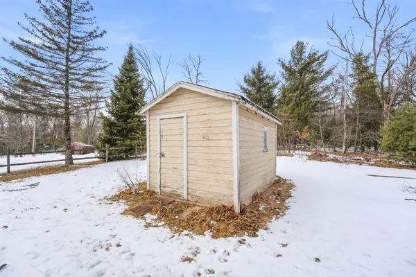 $189,900 | N6309 Lake Drive, Shawano, WI 54166