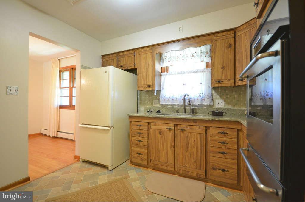 6753 Ransome Drive Baltimore, MD 21207 - Photo 7 of 20 Kitchen