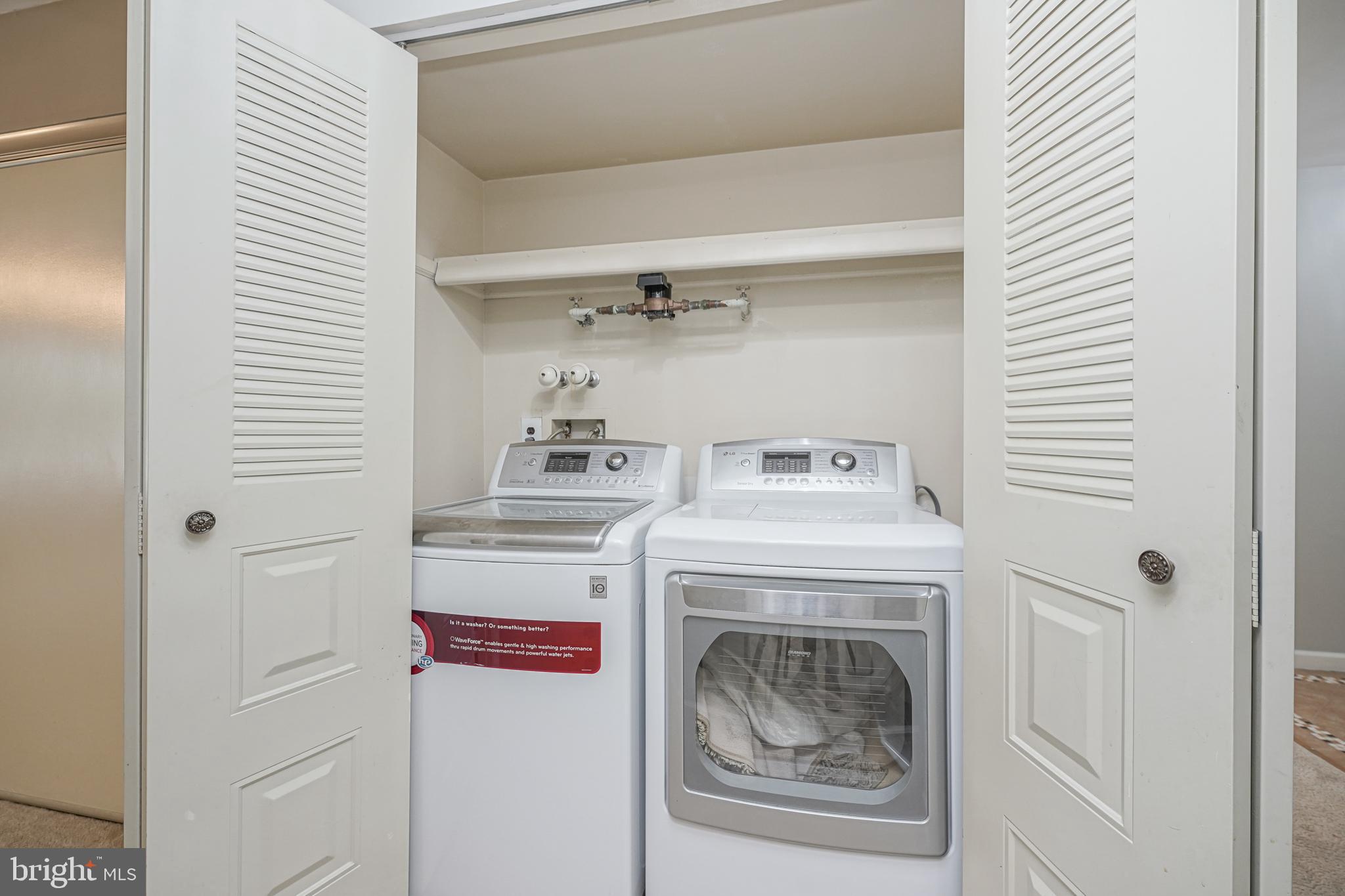 9 Emory Lane Mount Laurel, NJ 08054 - Photo 18 of 31 LG Washer & Dryer Included