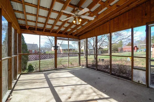 $2,700 | 608 Shady Lane, Nashville, TN 37206