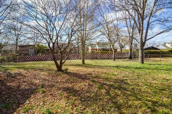 $2,700 | 608 Shady Lane, Nashville, TN 37206