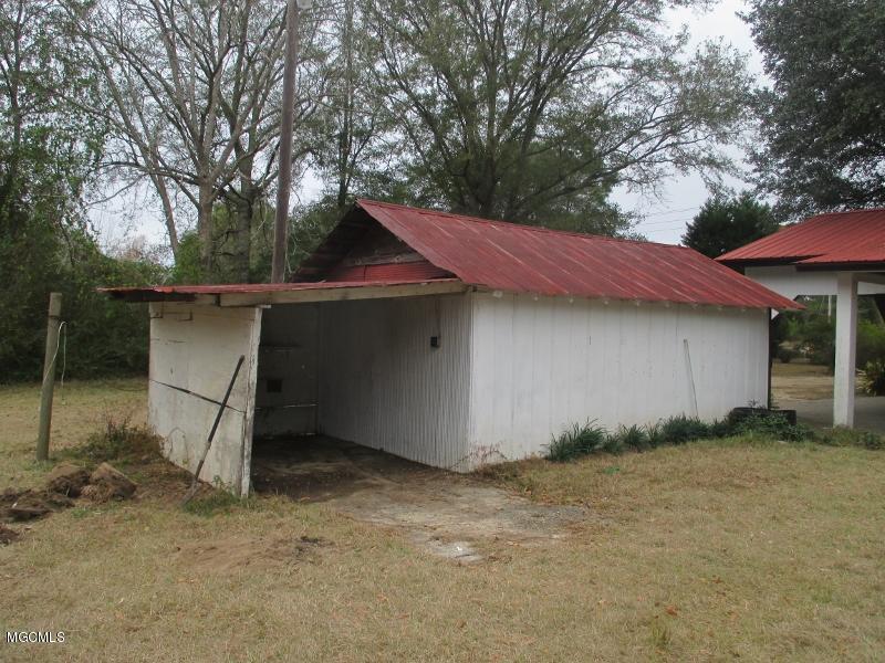 4256 Beaver Dam Road Lucedale, MS 39452 - Photo 24 of 31 SHED