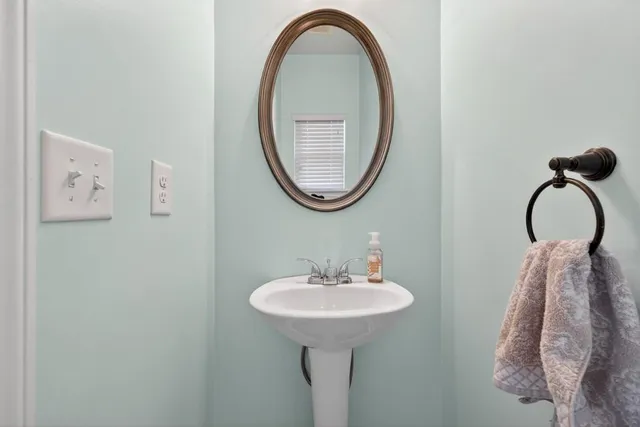 $2,195 | 256 Valley Crossing, Canton, GA 30114