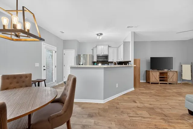 $2,195 | 256 Valley Crossing, Canton, GA 30114