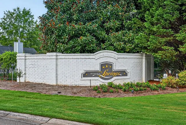 $2,195 | 256 Valley Crossing, Canton, GA 30114