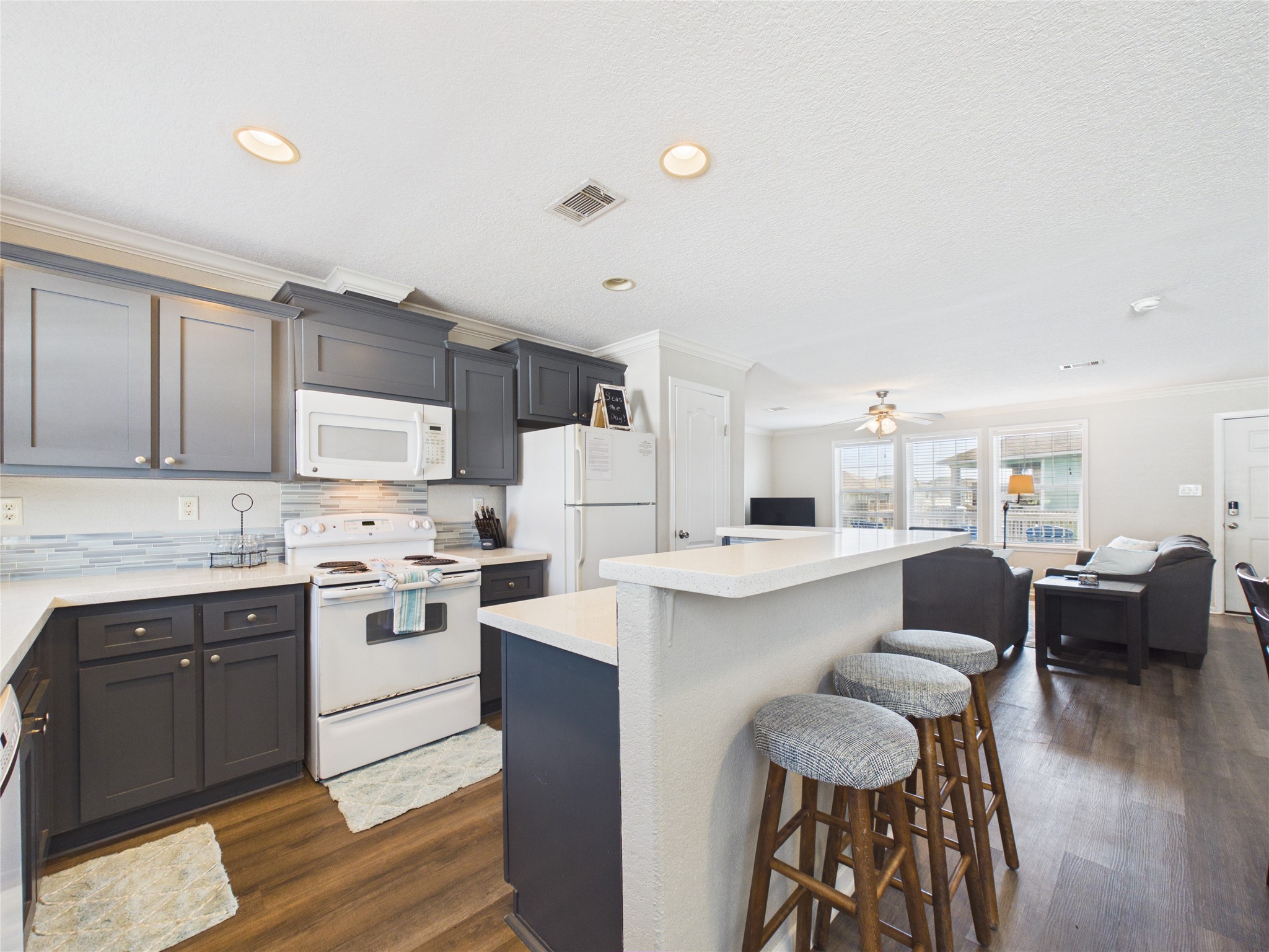 905 Meynig Drive Crystal Beach, TX 77650 - Photo 15 of 50