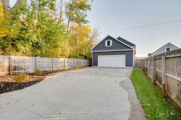$819,000 | 447 Lake Shore Boulevard, Norton Shores, MI 49444