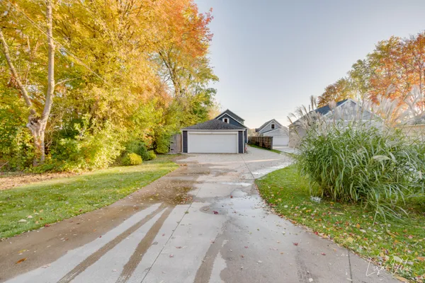 $819,000 | 447 Lake Shore Boulevard, Norton Shores, MI 49444