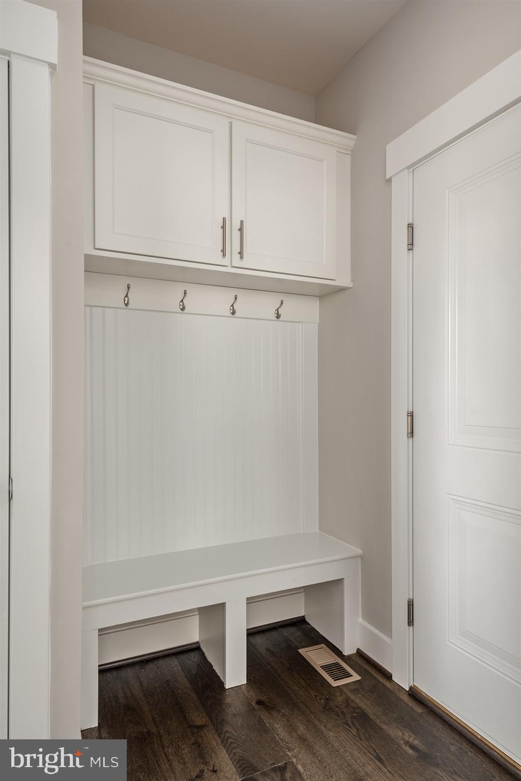562 Broadneck Road Annapolis, MD 21409 - Photo 14 of 49 Gallery Image 14