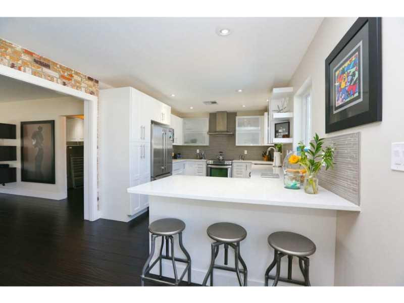 1099 Southwest 7th Street Boca Raton, FL 33486 - Photo 8 of 15 Cafeteria/Kitchen.