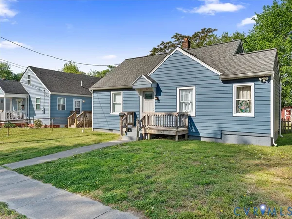 $275,000 | 1112 Jett Avenue, Colonial Heights, VA 23834