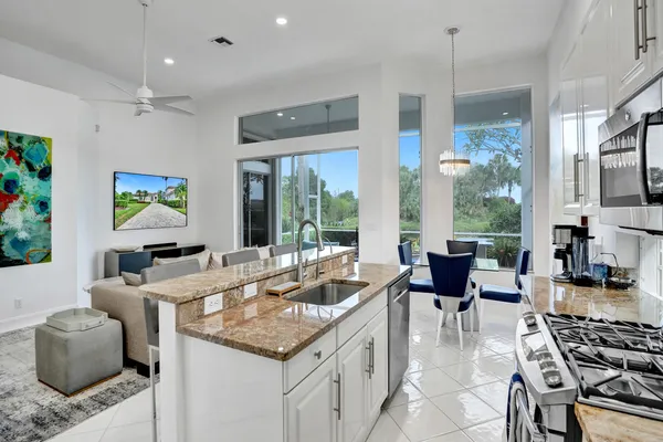 $14,000 | 251 Isle Way, Palm Beach Gardens, FL 33418