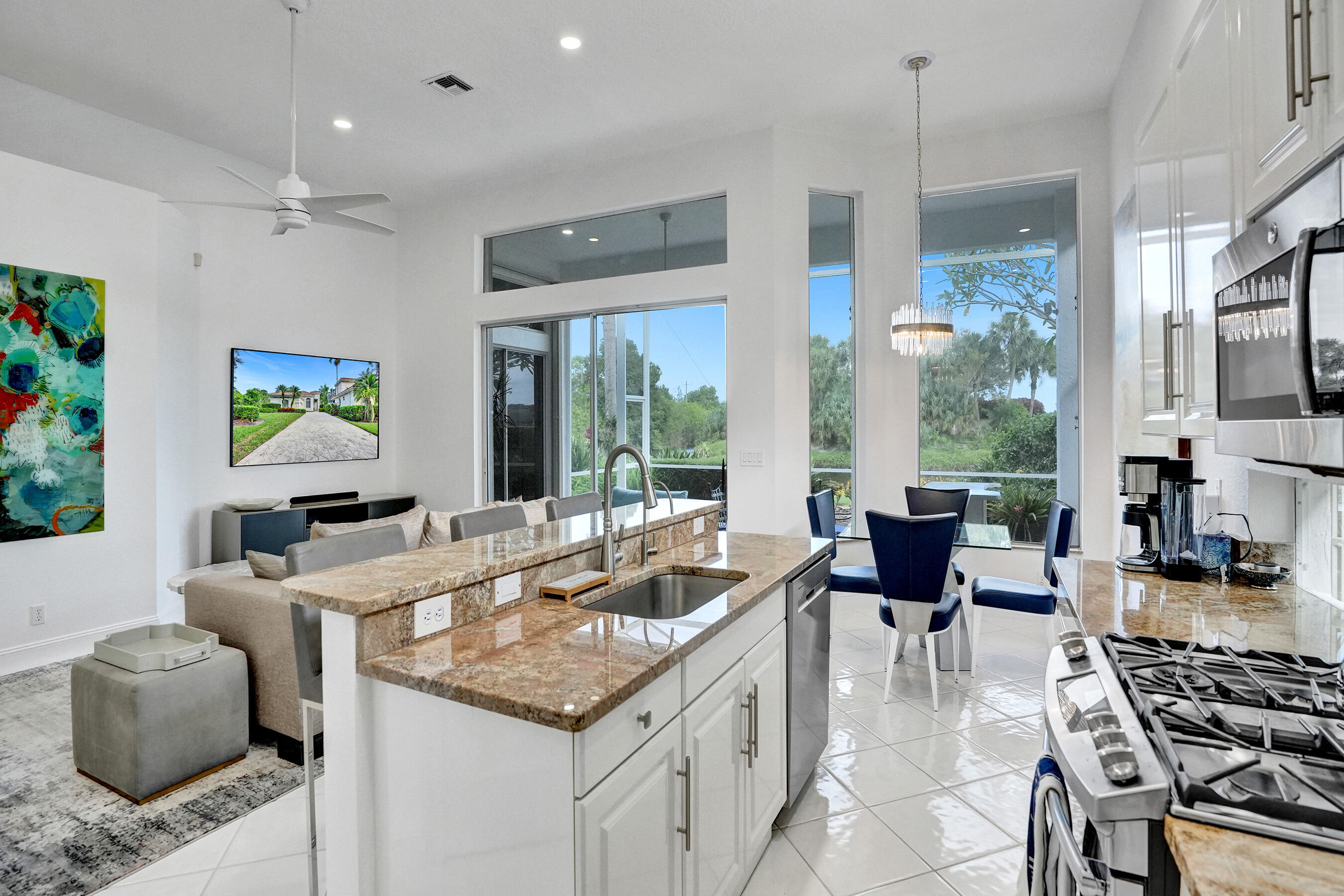 251 Isle Way Palm Beach Gardens, FL 33418 - Photo 11 of 68 DSC07963