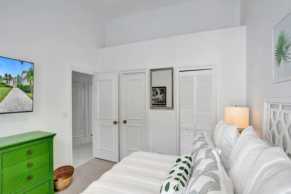 $14,000 | 251 Isle Way, Palm Beach Gardens, FL 33418