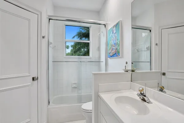 $14,000 | 251 Isle Way, Palm Beach Gardens, FL 33418