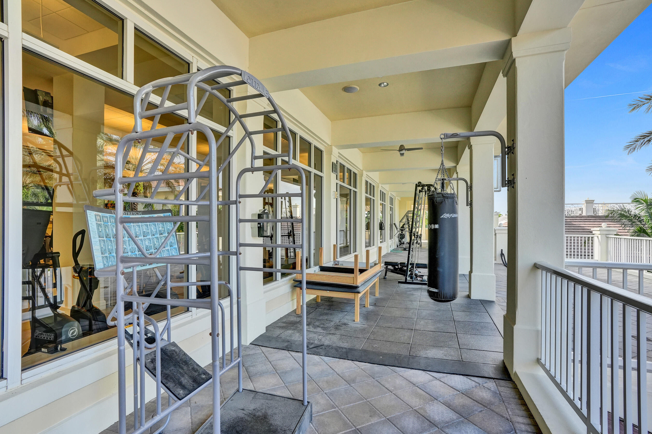 251 Isle Way Palm Beach Gardens, FL 33418 - Photo 64 of 68 DSC08047