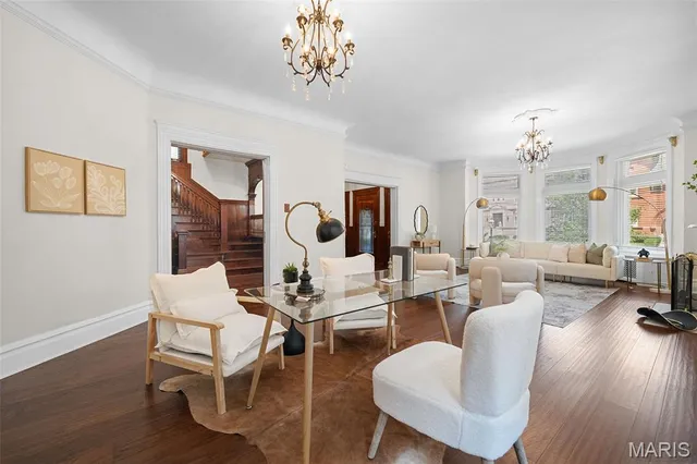 $925,000 | 4410 Westminster Place, St. Louis, MO 63108