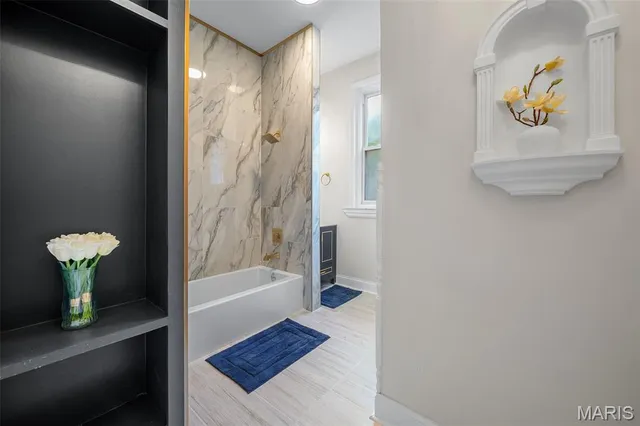 $925,000 | 4410 Westminster Place, St. Louis, MO 63108