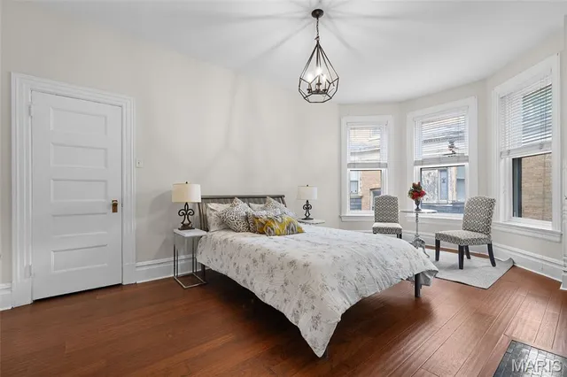 $925,000 | 4410 Westminster Place, St. Louis, MO 63108