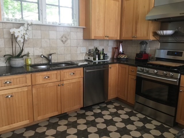 71 Abbottsford Road Brookline, MA 02446 - Photo 9 of 42