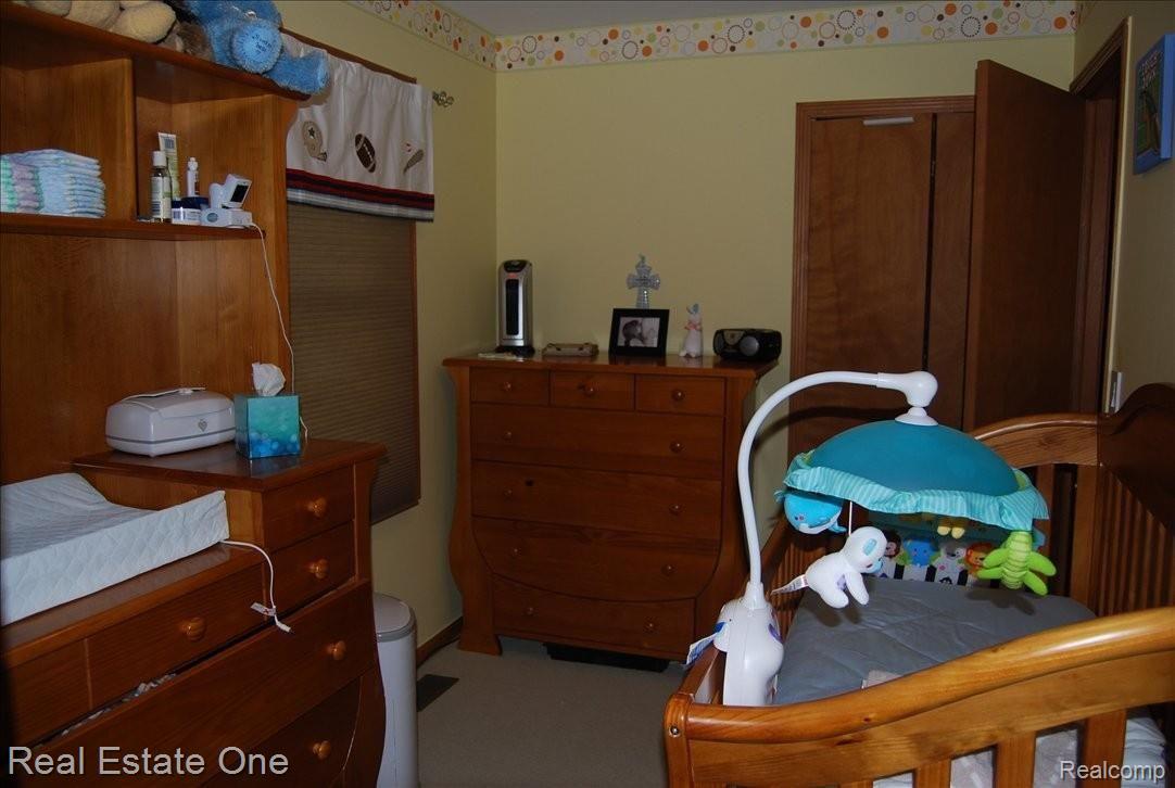 3371 Donley Avenue Rochester, MI 48309 - Photo 14 of 19 14 Bedroom 3