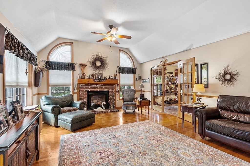 34 Gardner Road Ashburnham, MA 01430 - Photo 5 of 39 Gallery Image 5