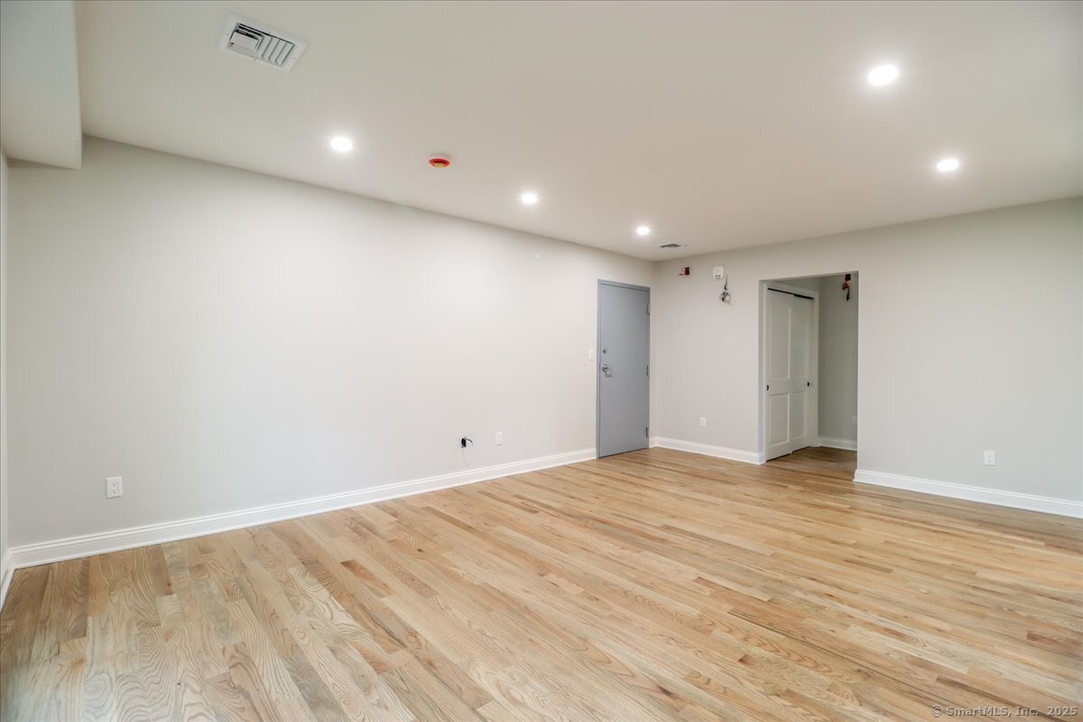 50 Greenhouse Road, Unit 42C Bridgeport, CT 06606 - Photo 12 of 26