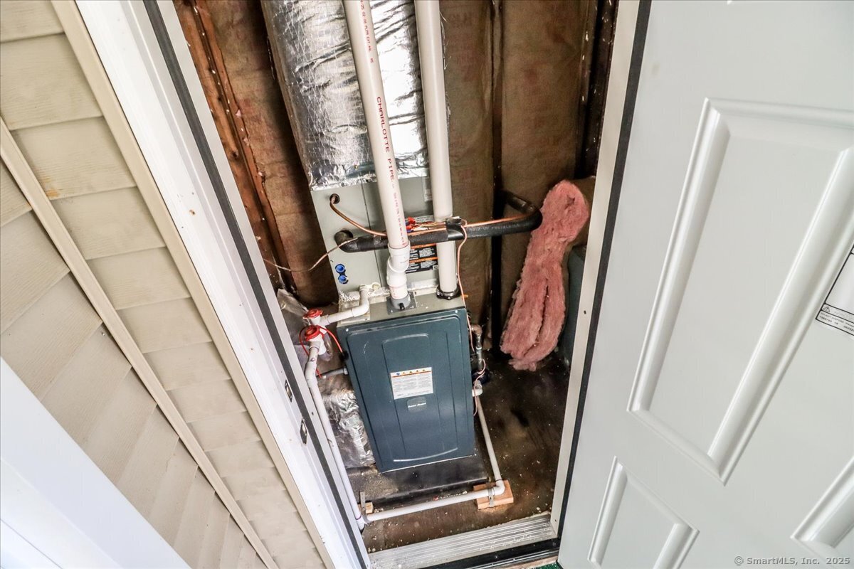 50 Greenhouse Road, Unit 42C Bridgeport, CT 06606 - Photo 22 of 26 Brand new energy efficient HVAC system